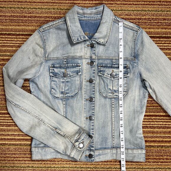 Kut from the Kloth Denim Jacket Women's Medium Blue Light Wash Stretch Trucker - Picture 12 of 16